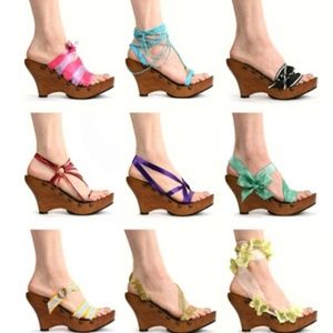 MOHOP WALNUT RIBBON HIGH HEEL WEDGE SIZE 7 NEW